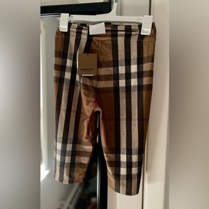 AUTHENTIC Burberry Andrea Check Biker Shorts; size small.